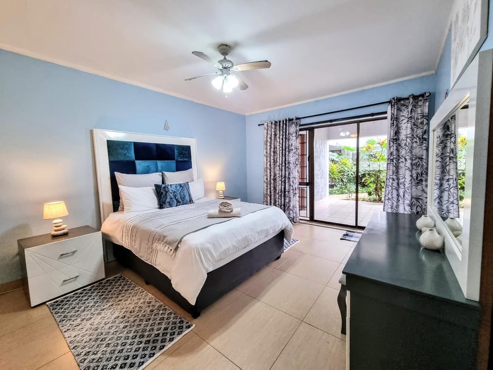 33 La Pirogue 3BR Pool Beach Ballito Apartment in Dolphin Coast