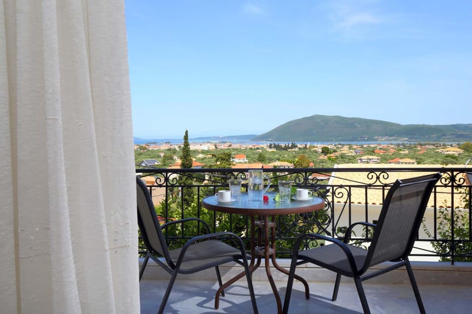 VILLA CORINA Apartment in Lefkada, Lefkada Municipality, Greece
