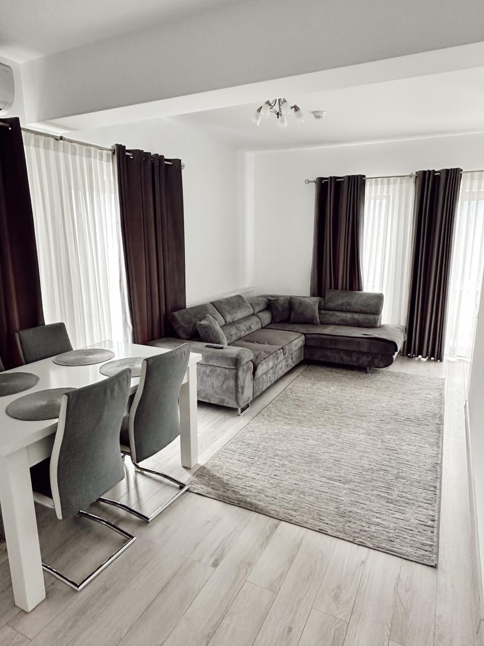 Cazare Vicoveancaa Apartment hotel in Romania