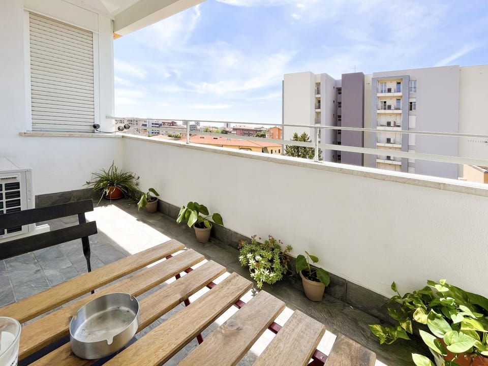 Property building, Day, View (from property/room), Balcony/Terrace, Balcony/Terrace