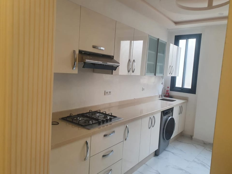 Kitchen or kitchenette, pet friendly, stove