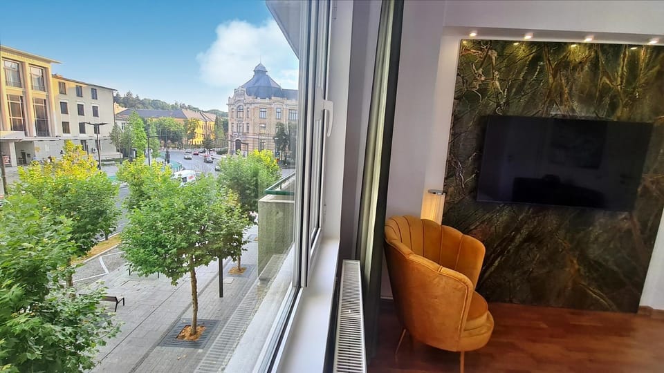 Main square 5 star luxury apartment with view Apartment in Cluj-Napoca