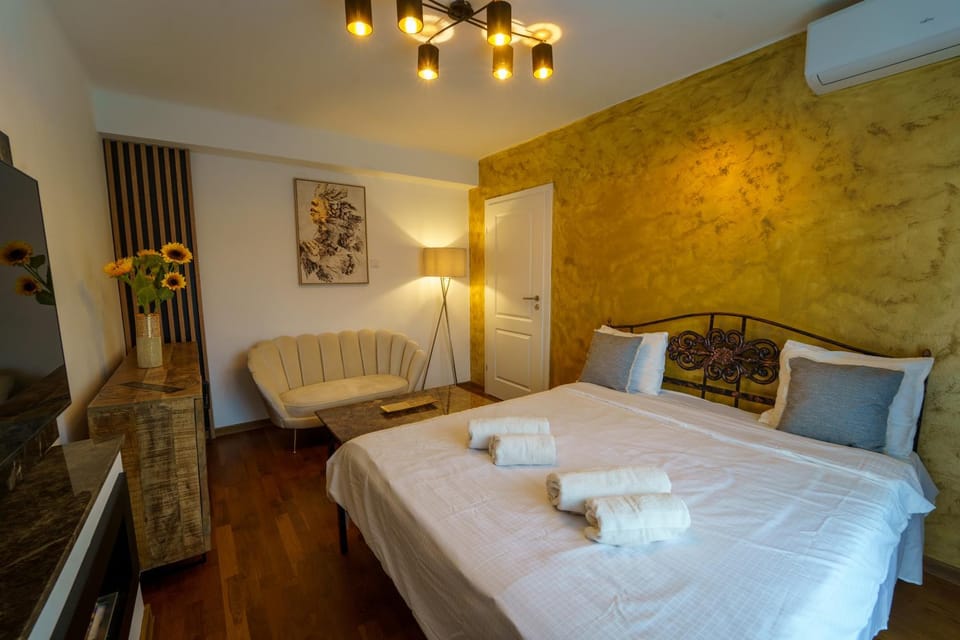 Main square 5 star luxury apartment with view Apartment in Cluj-Napoca