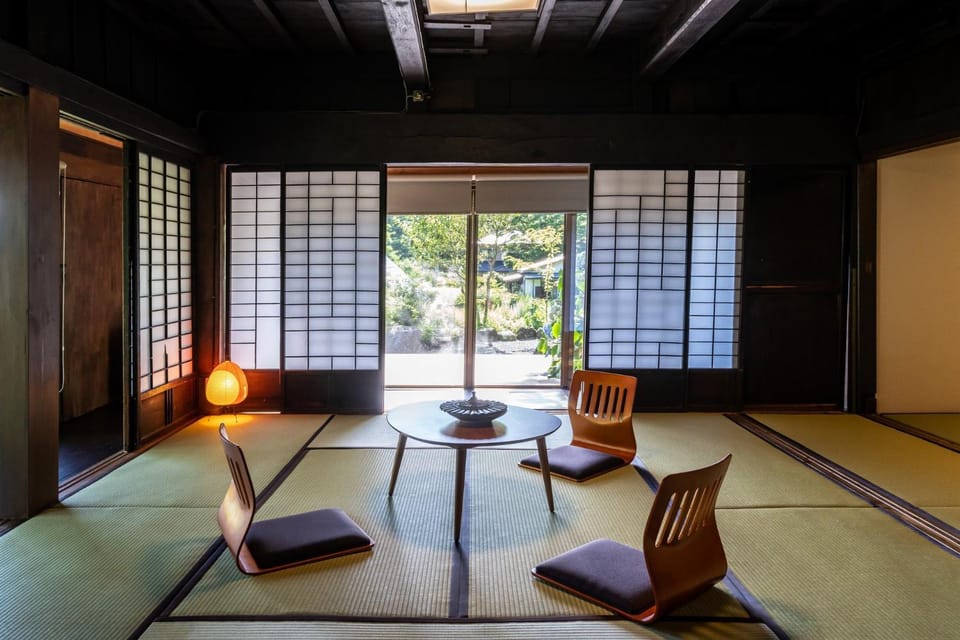 Seating area, Bedroom