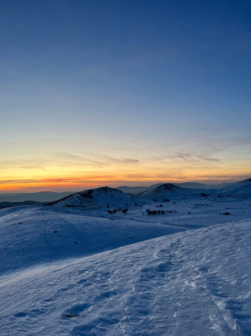 Nearby landmark, Day, Natural landscape, Winter, Mountain view, Sunset