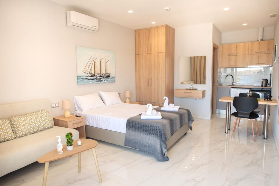 Bed, Beach