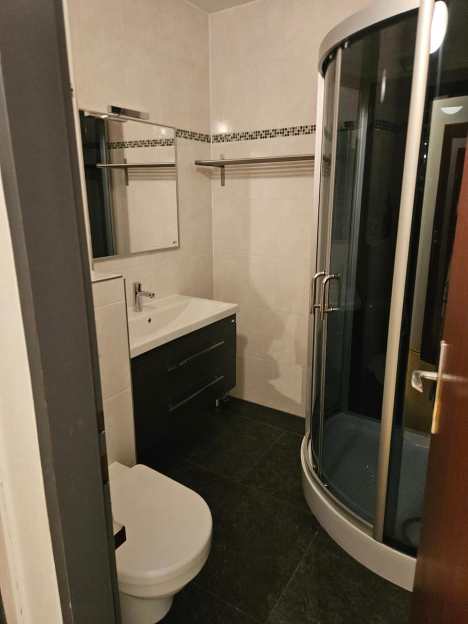 Shower, Toilet, Bathroom