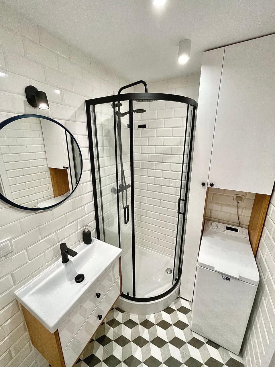 Shower, Bathroom