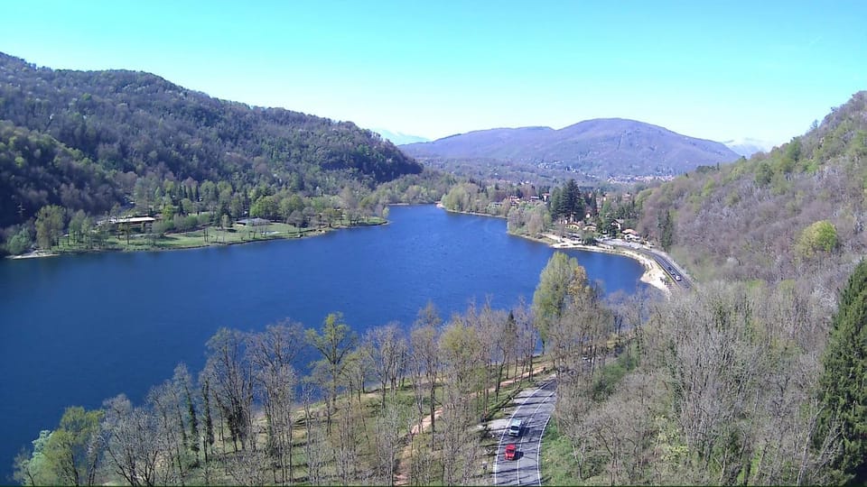 L’Angolino di MAGDA: on the lake-PRIVATE beach! Apartment in Canton of Ticino