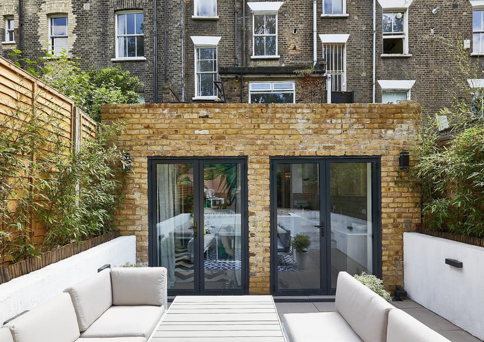 The Flamingo Apartment in London Borough of Islington