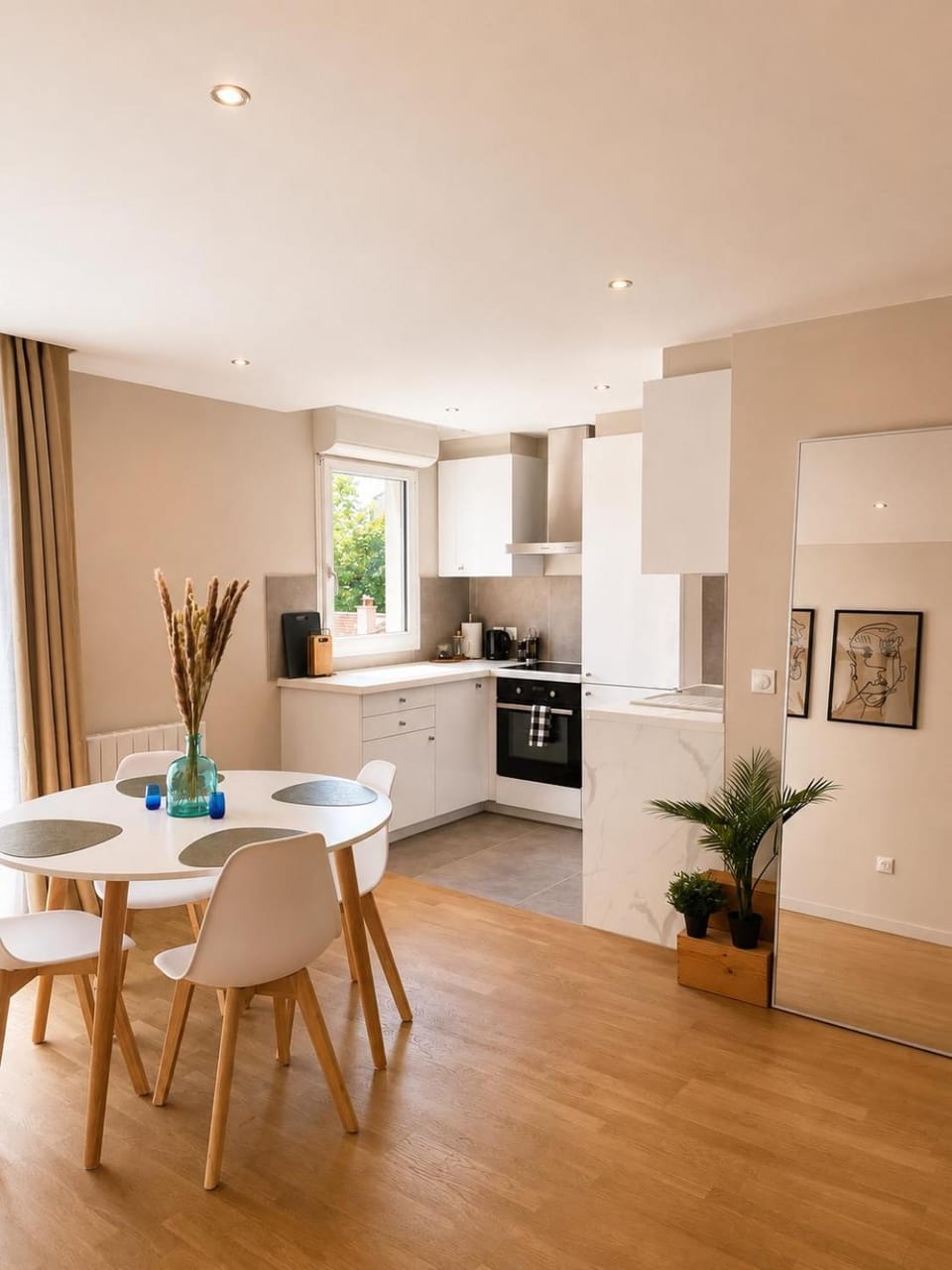 Le Bafang Apartment in Île-de-France