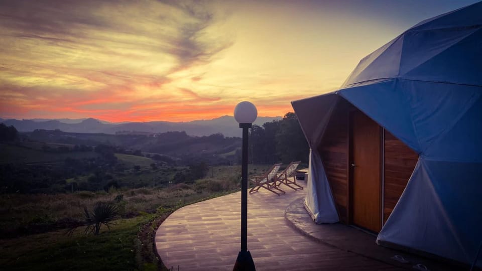 Domo geodésico_conforto e relaxamento na natureza Luxury tent in State of São Paulo