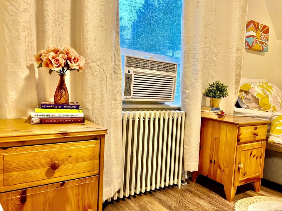 internet, air conditioner