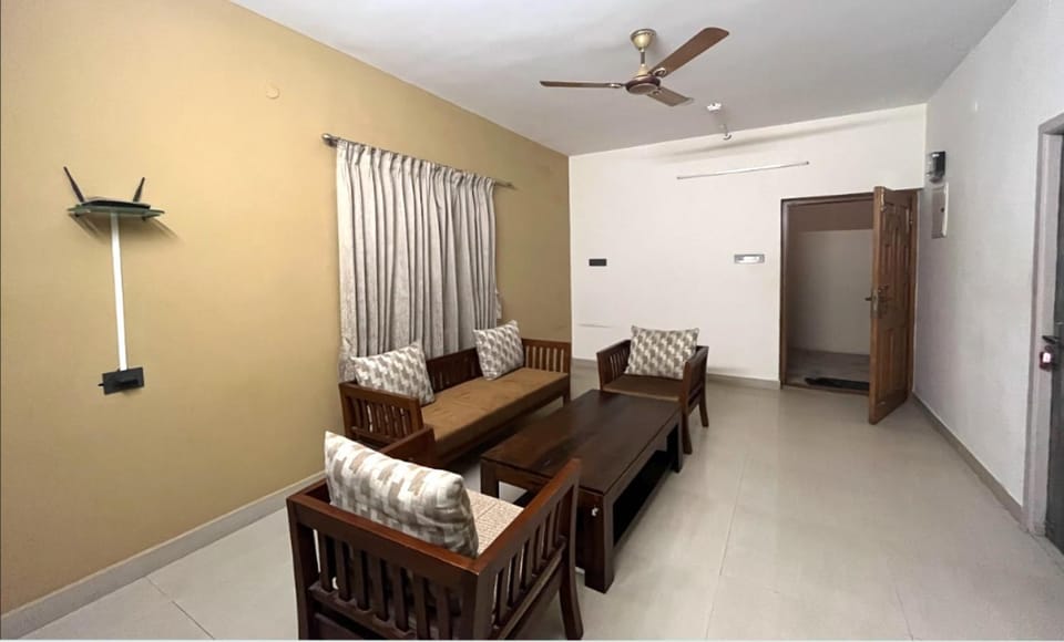 Living room, Seating area, fireplace