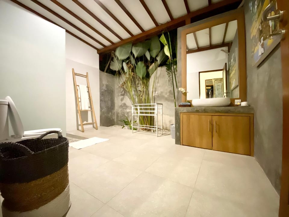 Bathroom, Open Air Bath