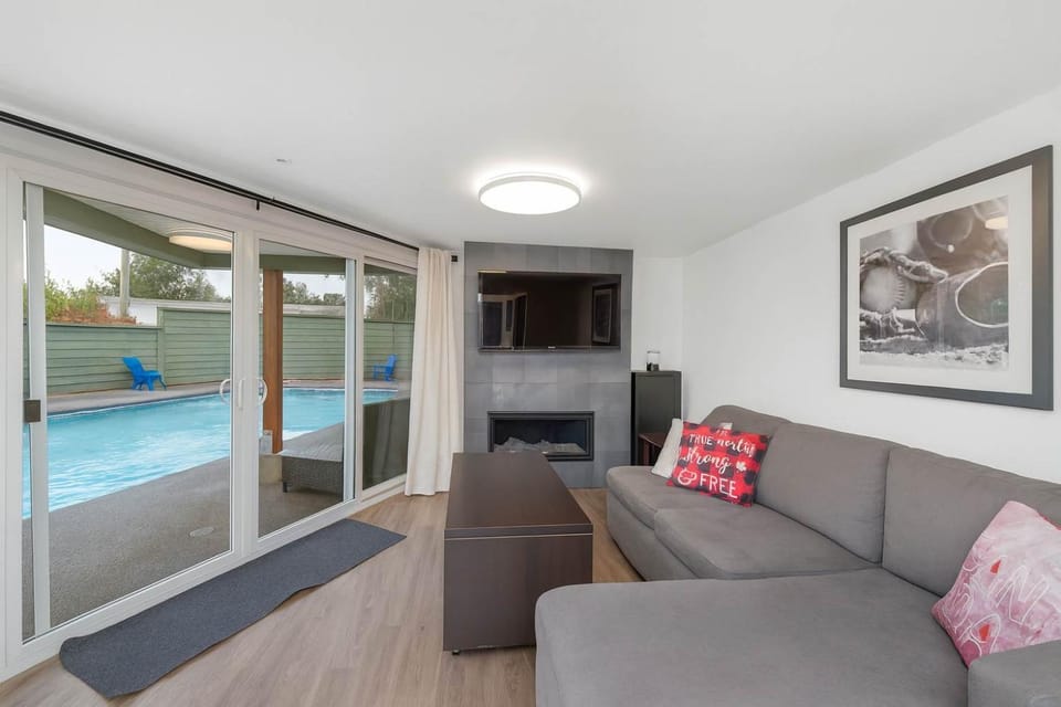 Hidden Oasis in Victoria, BC House in Cowichan Valley