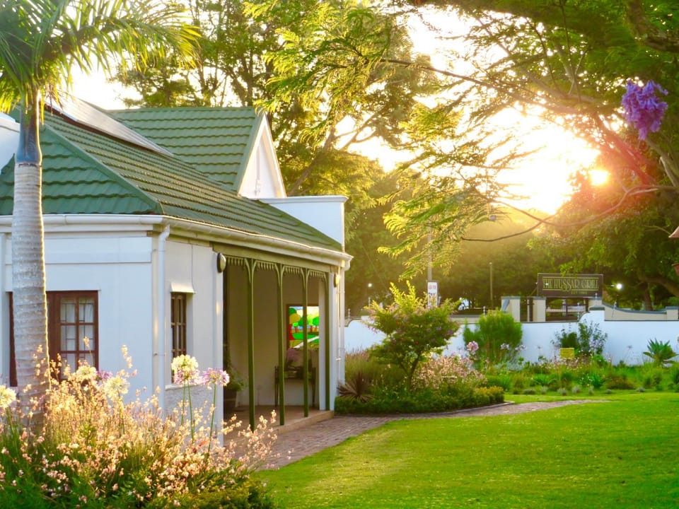 Property building, Spring, Natural landscape, Garden view