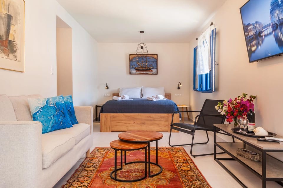 Living room, Seating area, Bedroom