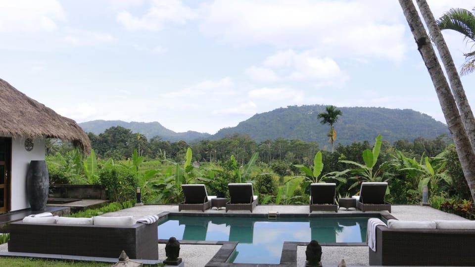 Day, Natural landscape, Garden view, Mountain view, Pool view, Swimming pool
