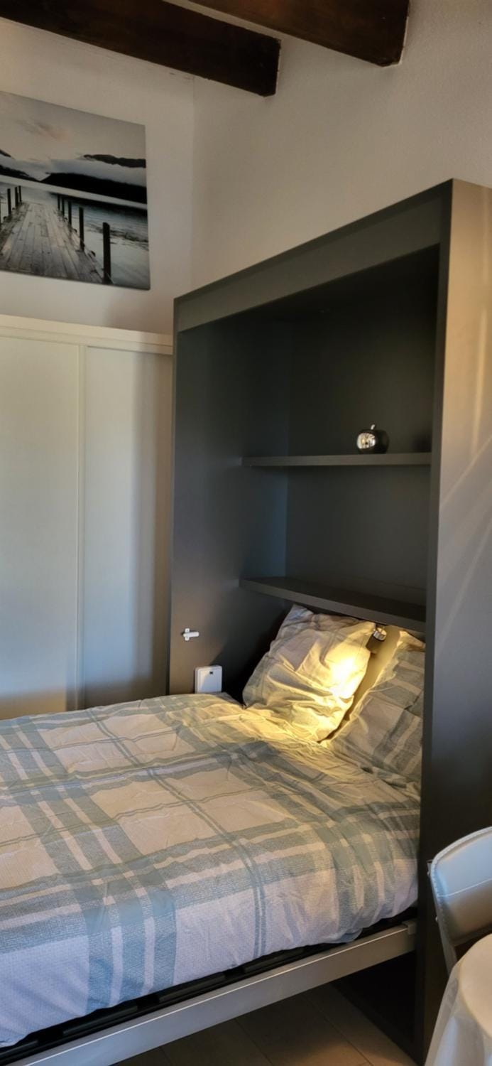 Appart clim et parking - entrée quartier naturiste Apartment in Agde
