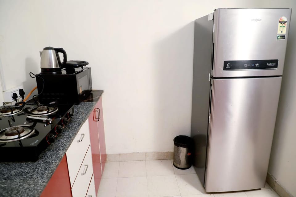 Coffee/tea facilities, Kitchen or kitchenette, minibar, oven, pet friendly, stove, toaster