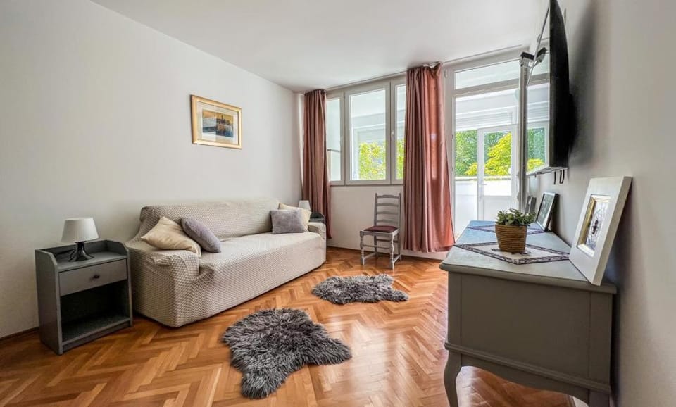 Ladovina Apartment in Split