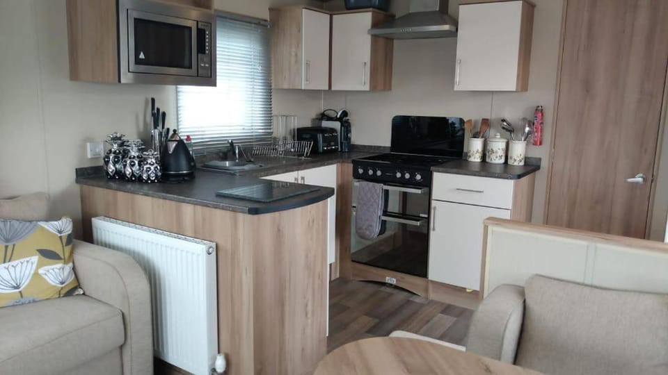Deluxe 3 Bedroom Caravan with extra en-suite North Shore Campground/ 
RV Resort in Skegness