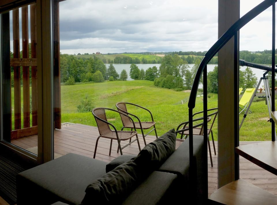 Patio, Day, Natural landscape, Garden, View (from property/room), Balcony/Terrace, Living room, Seating area, Garden view, River view
