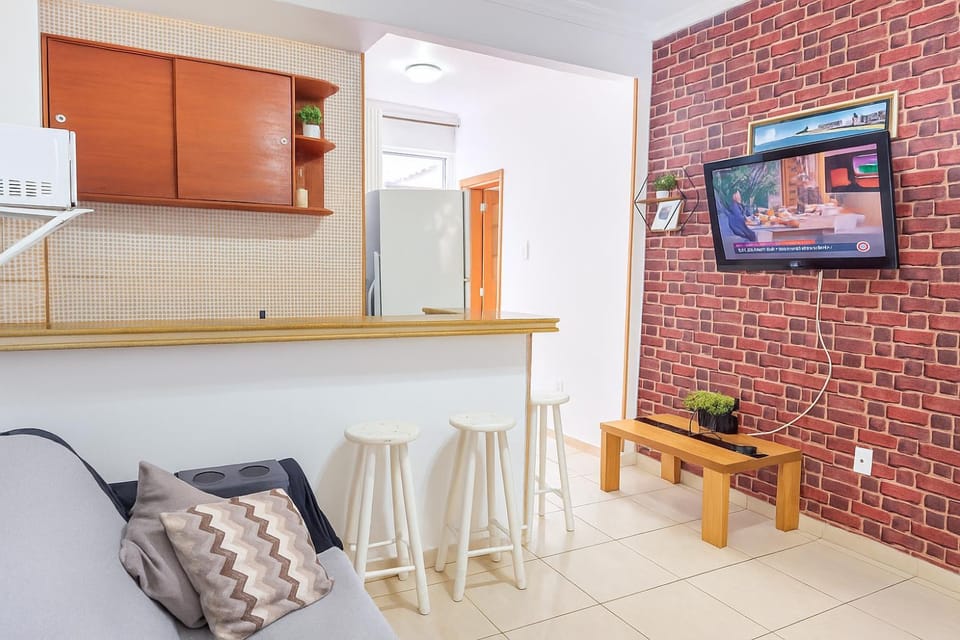 Communal lounge/ TV room, TV and multimedia, Kitchen or kitchenette, Seating area, Dining area