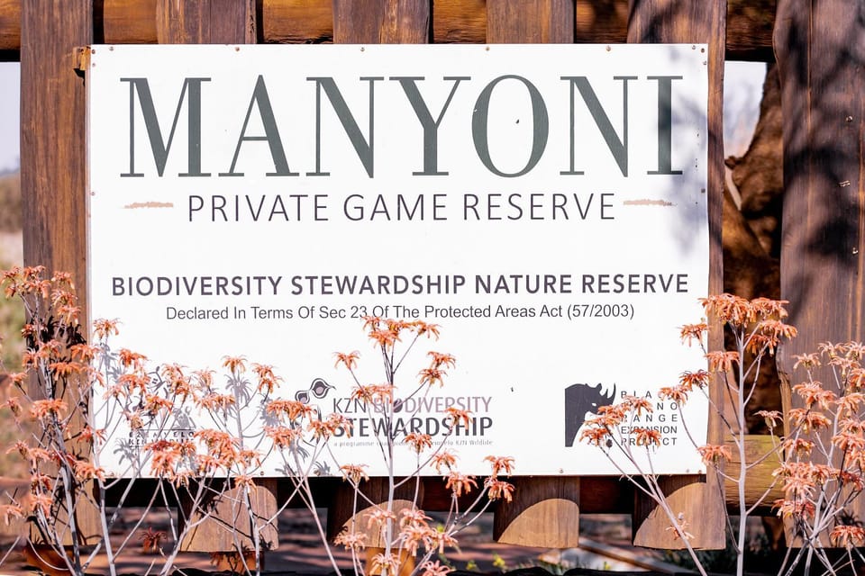 Property logo or sign, Neighbourhood, Natural landscape, Area and facilities
