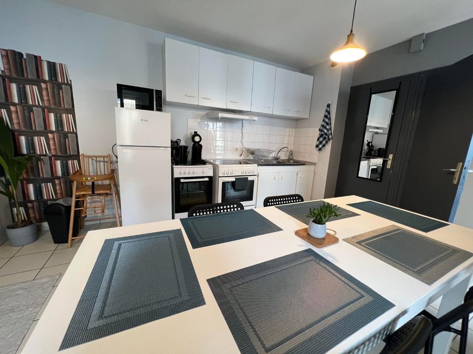 T3 50m2 Lumineux proche mairie - plein centre Apartment in Finistere