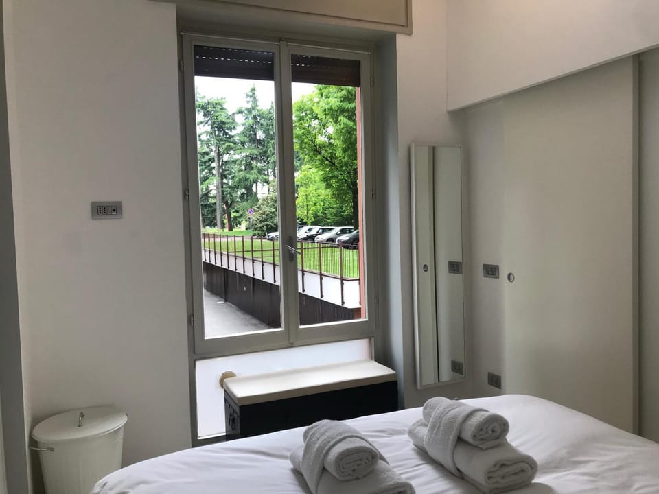 Bed, View (from property/room), Bedroom