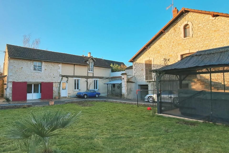 Gitedelatournelleauxerre Apartment in Bourgogne-Franche-Comté