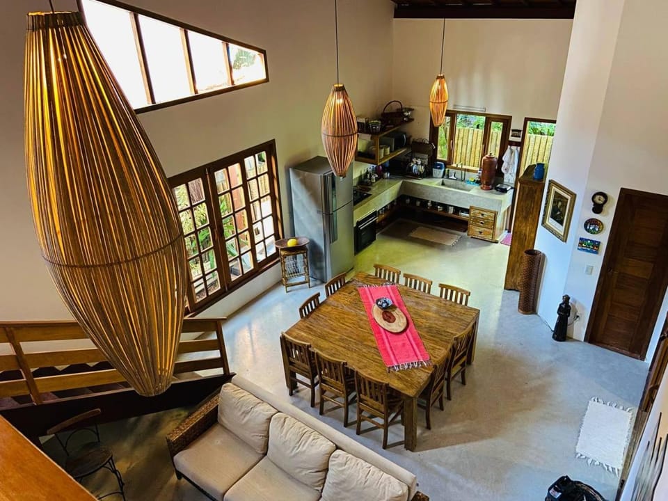 Kitchen or kitchenette, Living room, Seating area, Dining area, kitchen