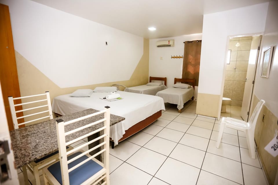 Bedroom, air conditioner