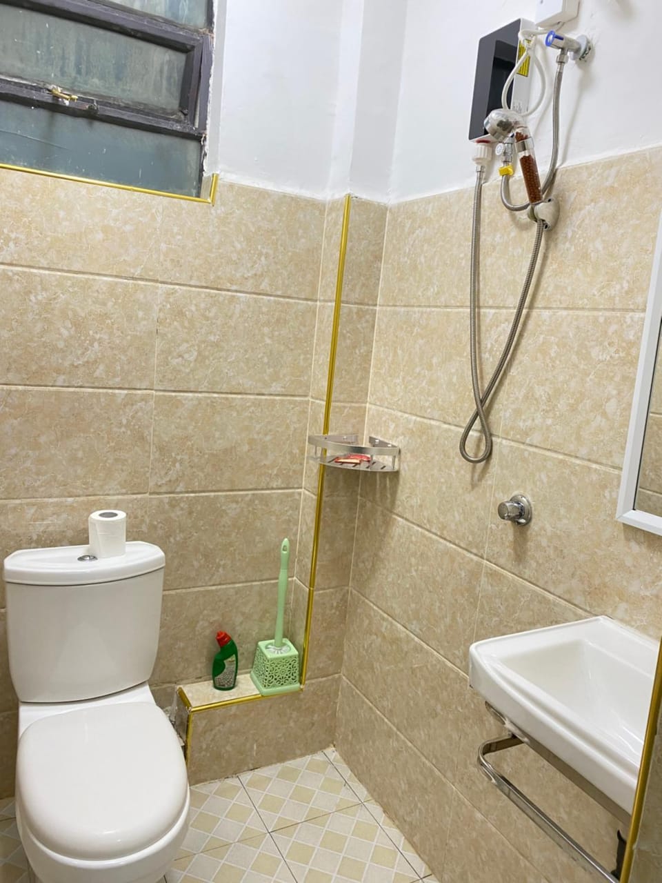 Kilimani's Solo En-suite Pod Private Entry, Gym, Yaya Walk, Parking Apartment in Nairobi County