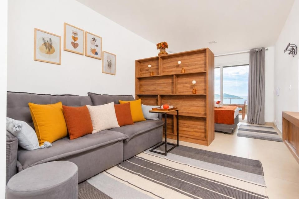 Living room, Sea view