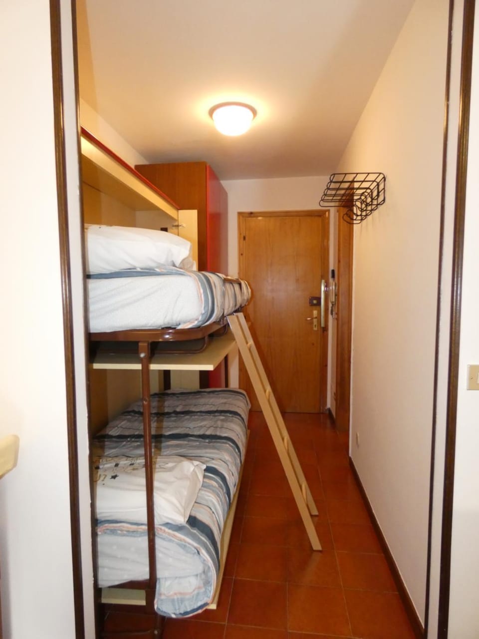 Bed, Photo of the whole room, Bedroom, bunk bed, wardrobe