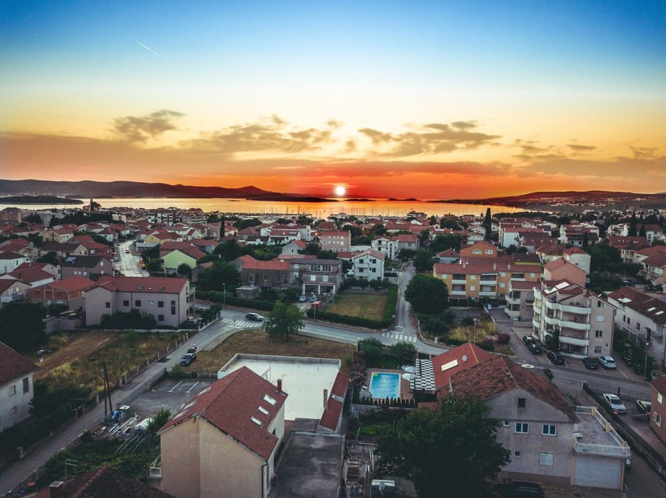 Bird's eye view, City view, Street view, Sunset