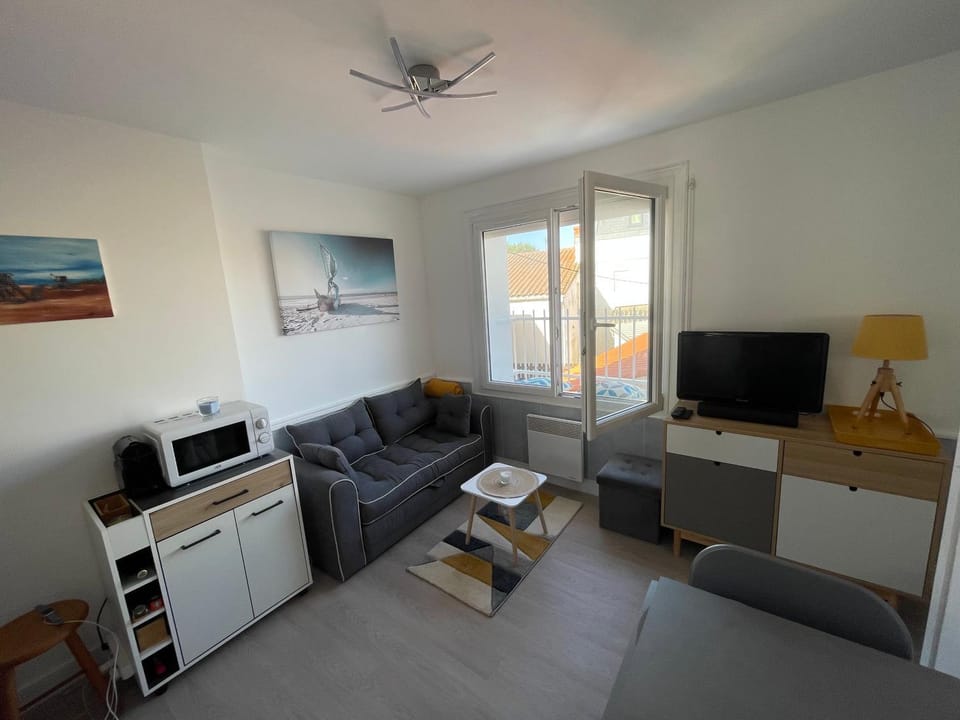 Appt FOURAS Centre Ville 50m de la Mer Apartment in Fouras