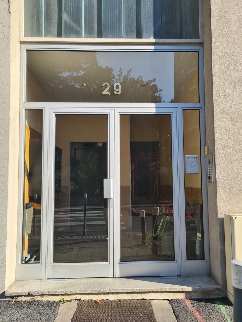 Property building, Facade/entrance