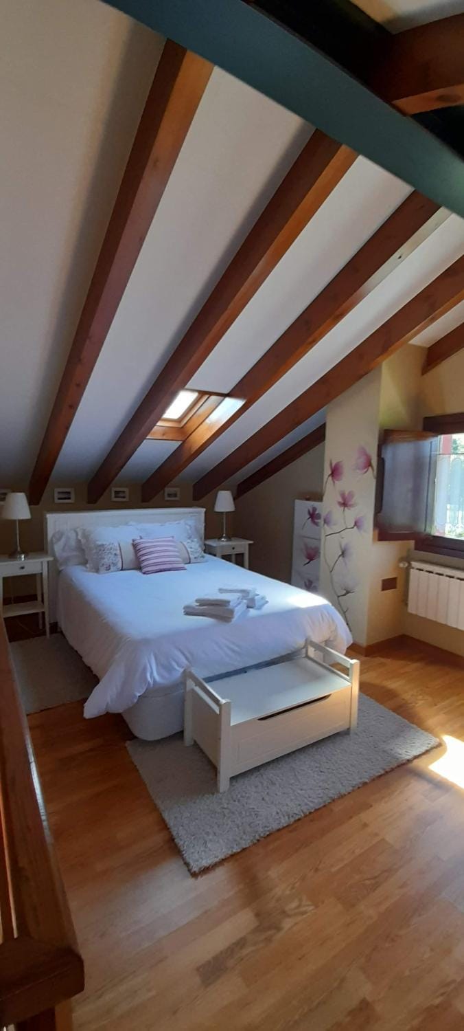 Gestiona2R - Casa Camelia con jardin, ideal familias House in Cantabria
