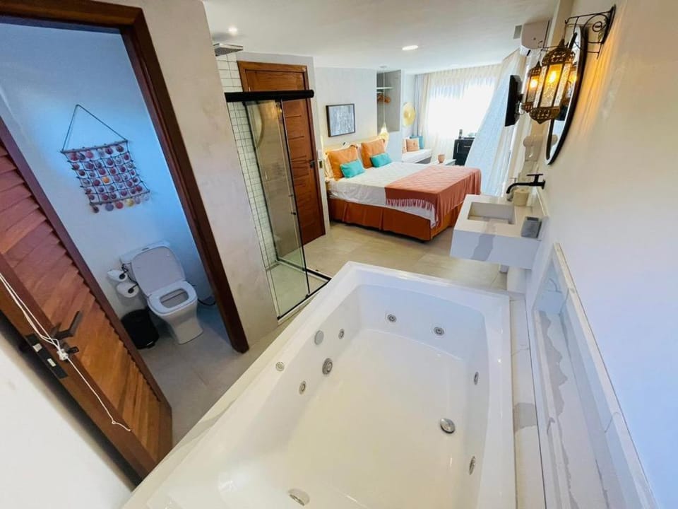 Hot Tub, Bathroom, Photo of the whole room, Bedroom