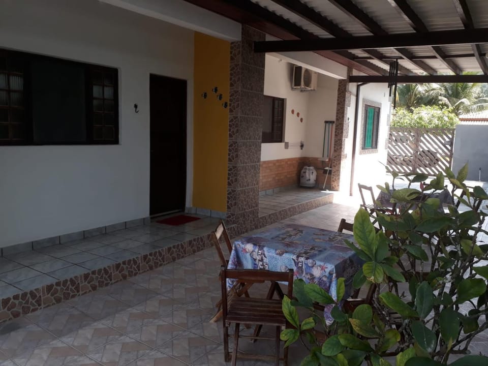 Chalés Alencar Apartment in Caraguatatuba