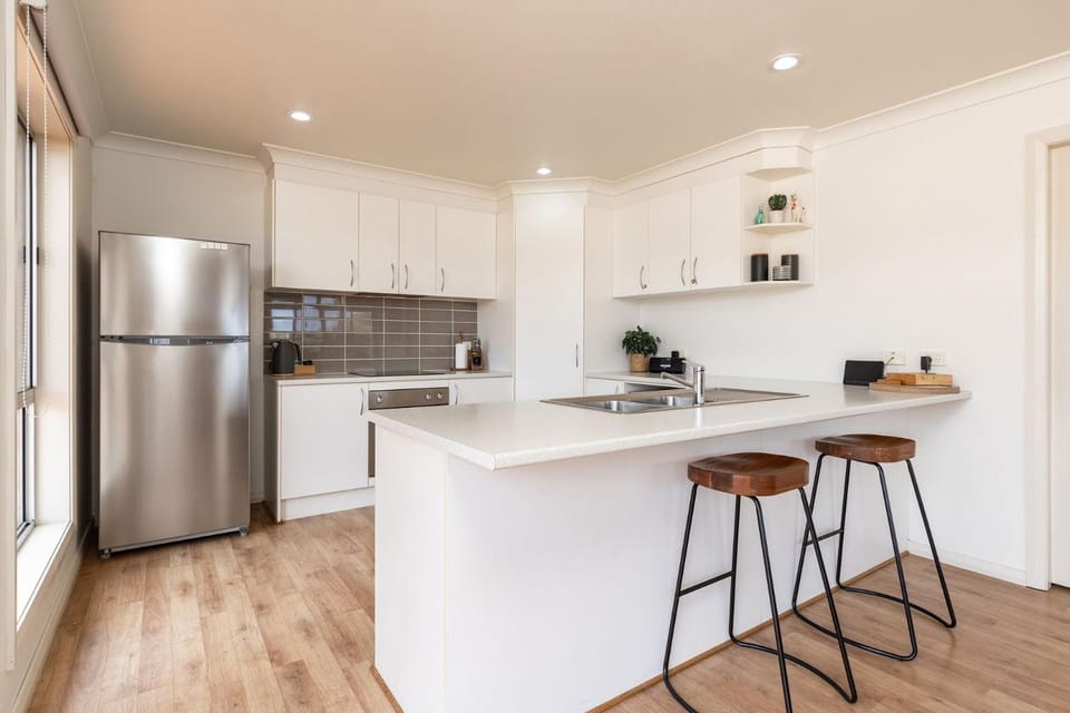 Kitchen or kitchenette, oven, stove