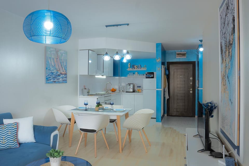 Kitchen or kitchenette, Living room, Dining area