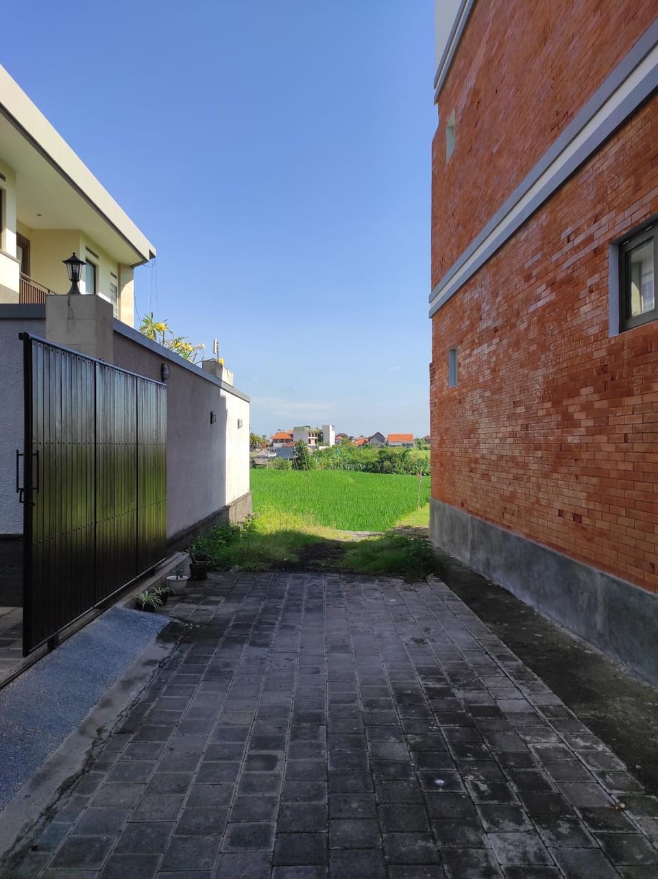 Property building, Neighbourhood, Street view