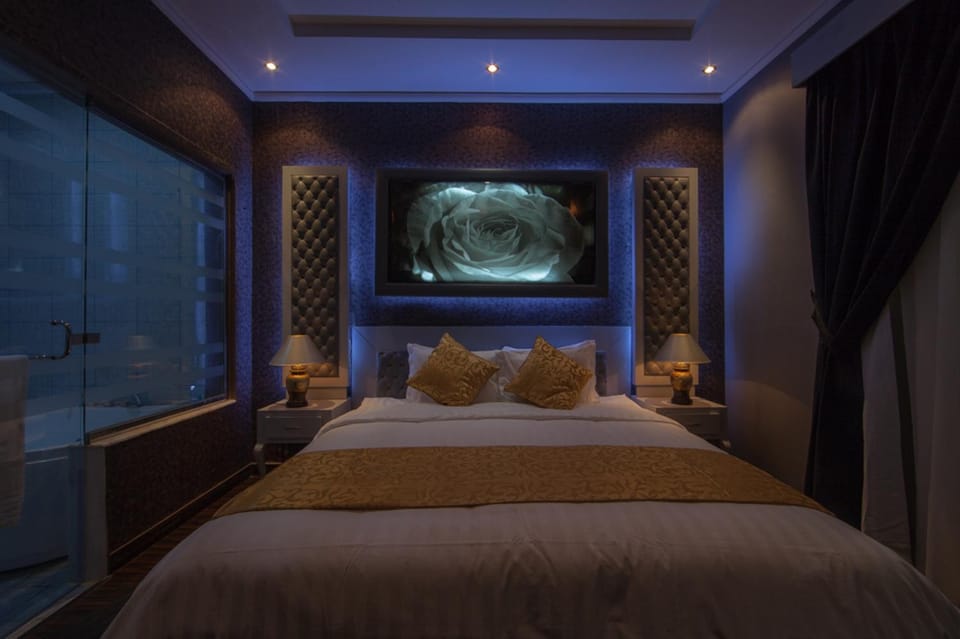 Bathroom, Bedroom