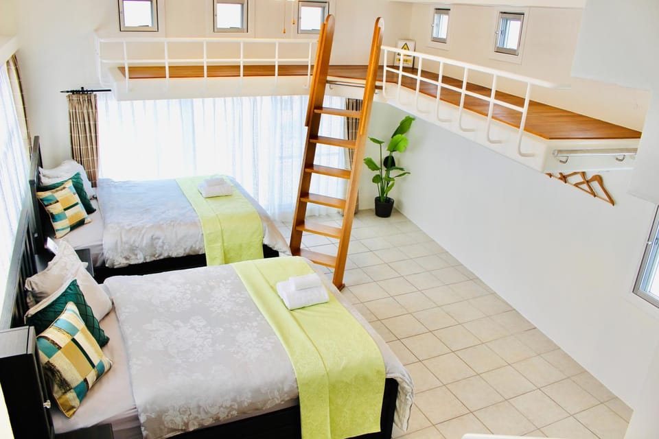Bed, Bedroom, bunk bed