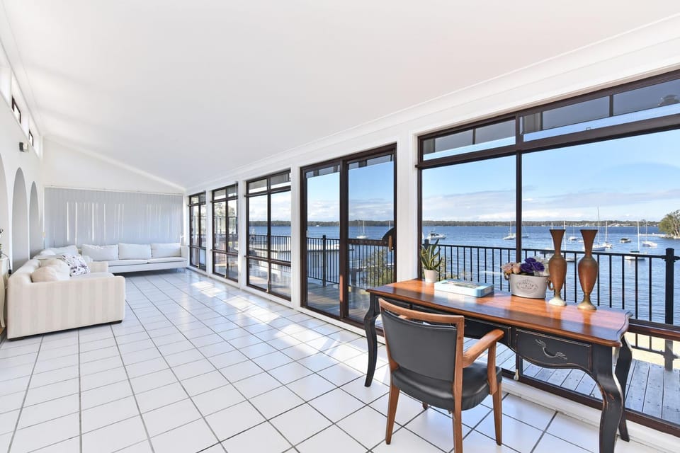Sunshine Shores House in Lake Macquarie